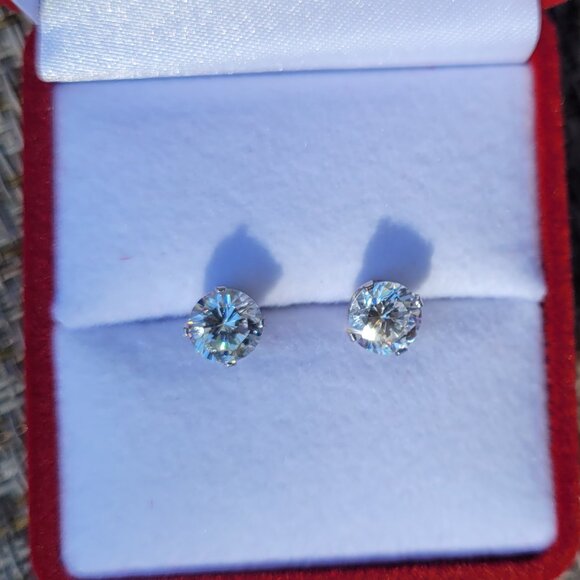 Round Clear CZ Stone Stud Earrings 14k White Gold - Picture 3 of 15